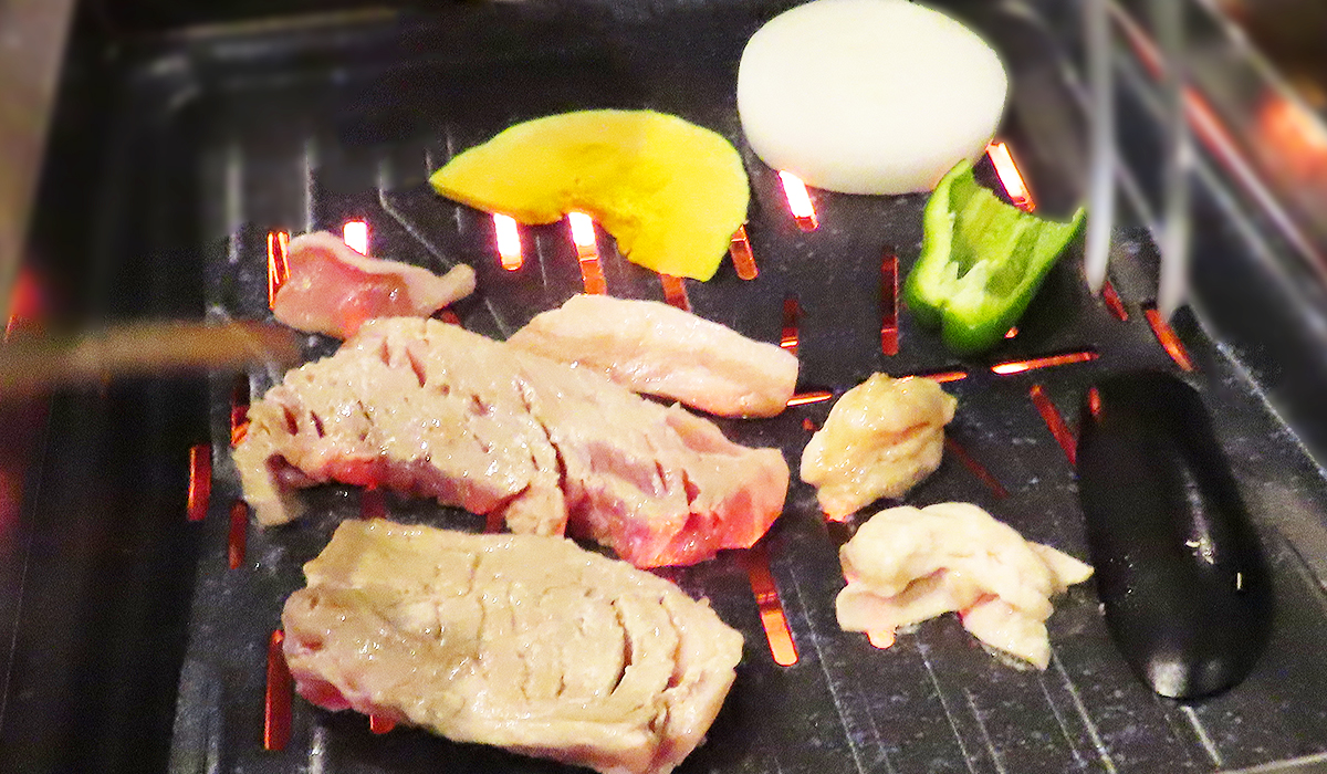 Hemingway江ノ島HAYAでBBQをするイメージ